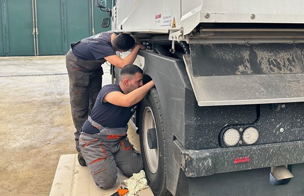 OMBS Service di Boi Salvatore- OFFICINA MECCANICA VEICOLI INDUSTRIALI A CAGLIARI E IN SARDEGNA - Bucher Municipal, Wirtgen Group JOHN DEERE, Komatsu