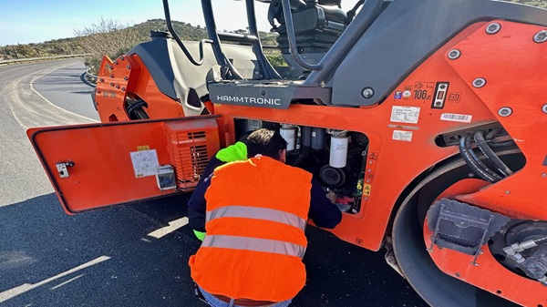 OMBS Service di Boi Salvatore- OFFICINA MECCANICA VEICOLI INDUSTRIALI A CAGLIARI E IN SARDEGNA - Bucher Municipal, Wirtgen Group JOHN DEERE, Komatsu