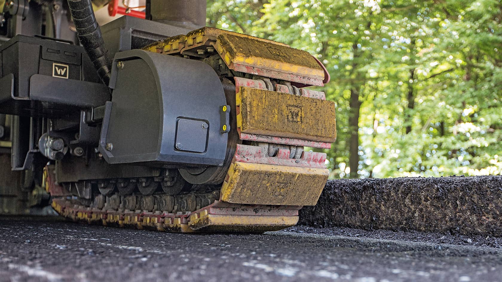 OMBS - Officina Meccanica Boi Salvatore - Assistenza e Ricambi a Cagliari e in tutta la Sardegna - Bucher Municipal, Wirtgen Group JOHN DEERE, Komatsu